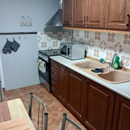 Αυλή της Ελιάς Сasa de vacaciones *