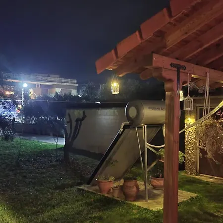 Αυλή της Ελιάς Сasa de vacaciones